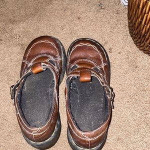 Dr. Martens brown leather maryjanes 2B94